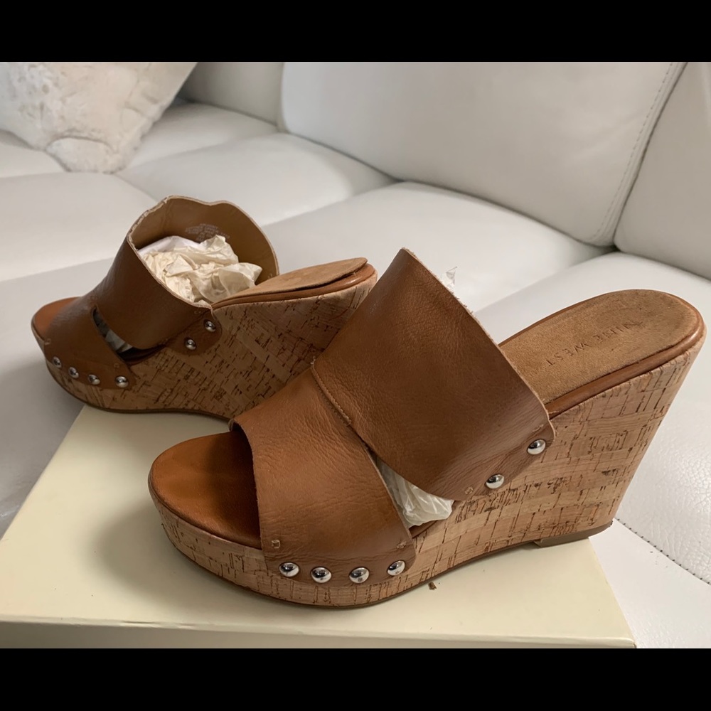 Nine West size 8 wedges heels